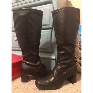 Aerosoles Cardinal Dark brown leather heel boots